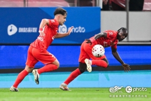 上海海港0-1山东泰山，下一场将做客对阵重庆铜梁龙队
